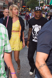 tswift250816BZNimage50.jpg