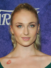 sophiet160816BZNimage4.jpg