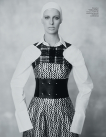 3-LILI_SUMNER_VOGUE_UKRAINE_SEPTEMBER_2016_BAUD_POSTMA-10.jpg