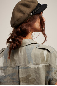 40064750_030_d.jpg