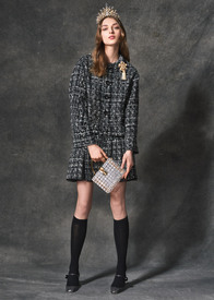 dolce_and_gabbana_winter_2017_woman_collection_1 (2).jpg