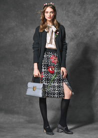 dolce_and_gabbana_winter_2017_woman_collection_1 (4).jpg