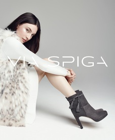 Via-Spiga-2016-Fall-Winter-Campaign-001.jpg