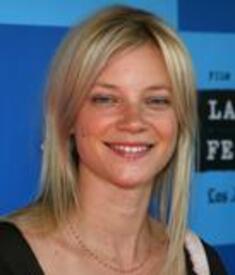 Amy_Smart_Electric_009.jpg