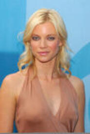 Amy_Smart_CBS_Upfront_051706_25.jpg