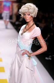 71868579Heatherette_Spring_2007__Runway.jpg