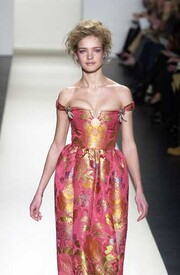 Oscar_de_la_Renta_FW03-12.jpg