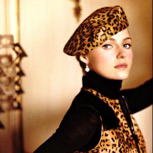 92243_valentina_zeliaeva_r_lauren68_122_653lo.jpg