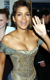 halle_berry_114113a.jpg