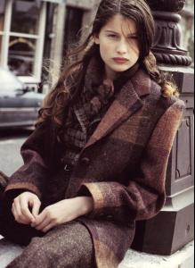 LaetitiaCasta_04.jpg