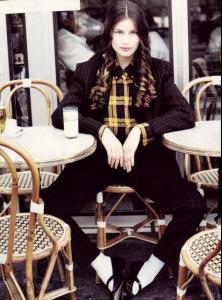 LaetitiaCasta_10.jpg