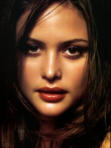 JosieMaran_Maxim_082000_04.jpg