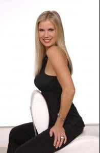 a1703_katherinekellylang028ik.jpg