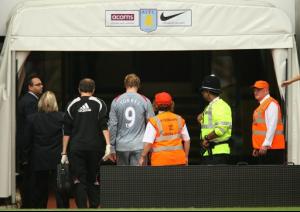 Liverpool_vs._Aston_Villa__31.08.2008_20.jpg