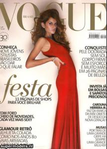 vogueIza.jpg