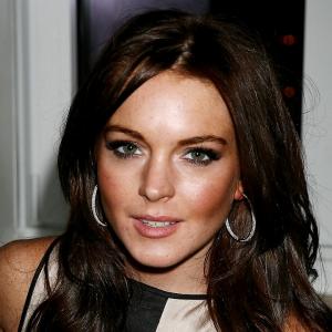 lindsay_lohan_2496366.jpg