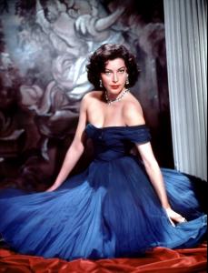 ava___Gardner__Ava__Barefoot_Contessa__The__01.jpg