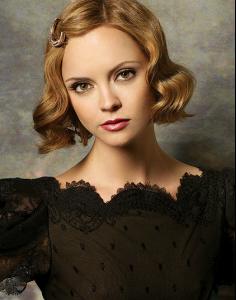 Christina_Ricci___Robert_Ascroft_Photoshoot_LJ__sinfulcesar2.jpg