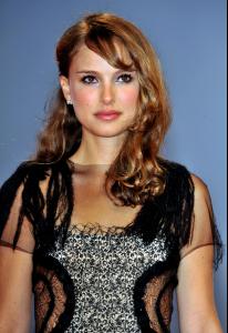 Natalie_Portman____Birdwatchers009.jpg