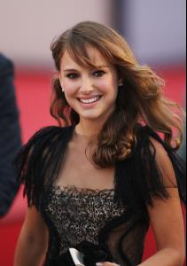 Natalie_Portman____Birdwatchers022.jpg