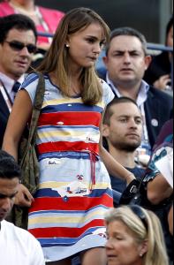 Natalie_Portman_arrives_at_the_2008_US_Open_tennis_tournament__Sept_8th__2_.jpg