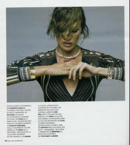 nieves_marieclairenov072.jpg