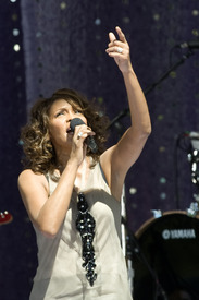 whitney_houston_1_tikipeter_celebritycity_049.jpg