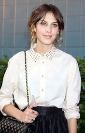 28714-alexa-chung-at-the-cinema-society-and-hugo-b.jpg