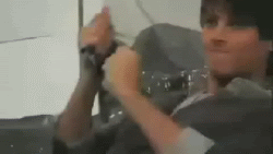 post-25171-0-1445992299-07523_thumb.gif