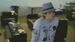 post-25171-0-1445992299-08025_thumb.gif