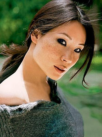 lucy-liu-20050223-27504.jpg