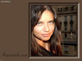 adriana_lima_20060714_066.jpg