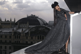 Naomi_Stranger_in_Moscow_by_Karl_Lagerfeld_05.jpg