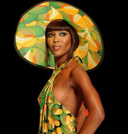 naomi-campbell-rocks-the-runway_31.jpg