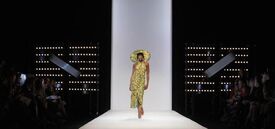 Issa_London_Fashion_Week_SS_2010_11.jpg