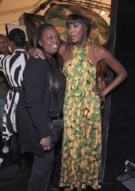 Issa_London_Fashion_Week_SS_2010_19.jpg