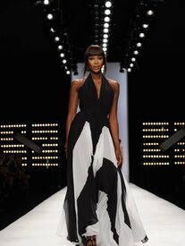 Issa_London_Fashion_Week_SS_2010_26.jpg
