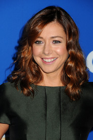 celebrity_paradise.com_TheElder_AlysonHannigan7.jpg