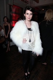EmmaRoberts003.jpg