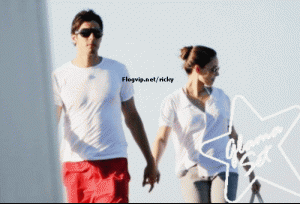 post-34297-0-1445987050-05285_thumb.gif