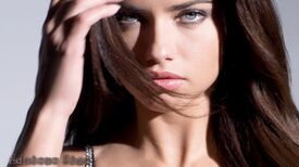 adriana_lima_20090214_1017.jpg