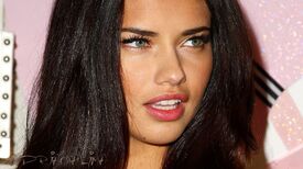 adriana_lima_20090719_0060.jpg