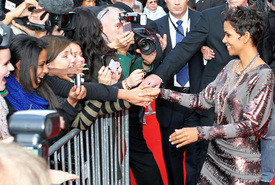 Halle Berry presents her new fragance Reveral in Hamburg 30.09.2010_03.jpg