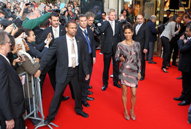 Halle Berry presents her new fragance Reveral in Hamburg 30.09.2010_22.jpg