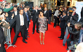 Halle Berry presents her new fragance Reveral in Hamburg 30.09.2010_24.jpg