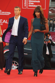 NaomiCampbellarrivesattheMiralPremiere2.9.2010_05.jpg