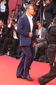 NaomiCampbellarrivesattheMiralPremiere2.9.2010_56.jpg