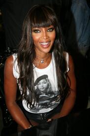 25yearsofmodelingatDolceGabbana_62.jpg