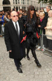 th_NaomiCampbellatthememorialserviceforAlexanderMcQueen20.9.2010_04.jpg