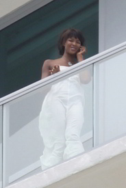 NaomiCampbellatherappartmentinMiami_03.jpg